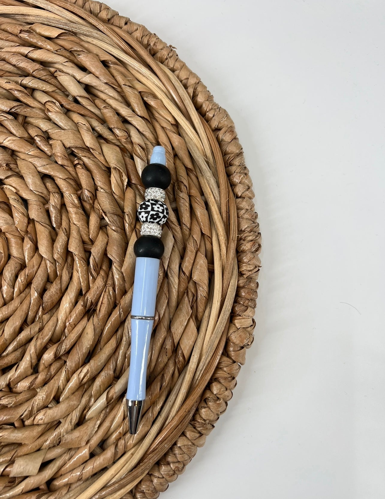 Checkered Floral Blue Bead Pen