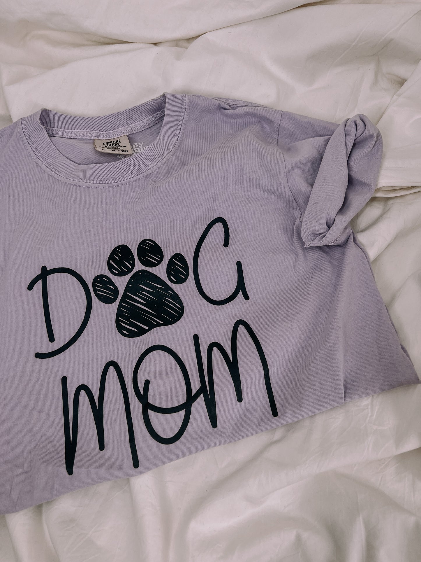 Dog Mom Short Sleeve Shirt