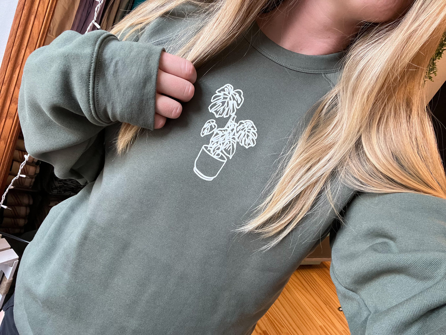 Puff Plant Crewneck