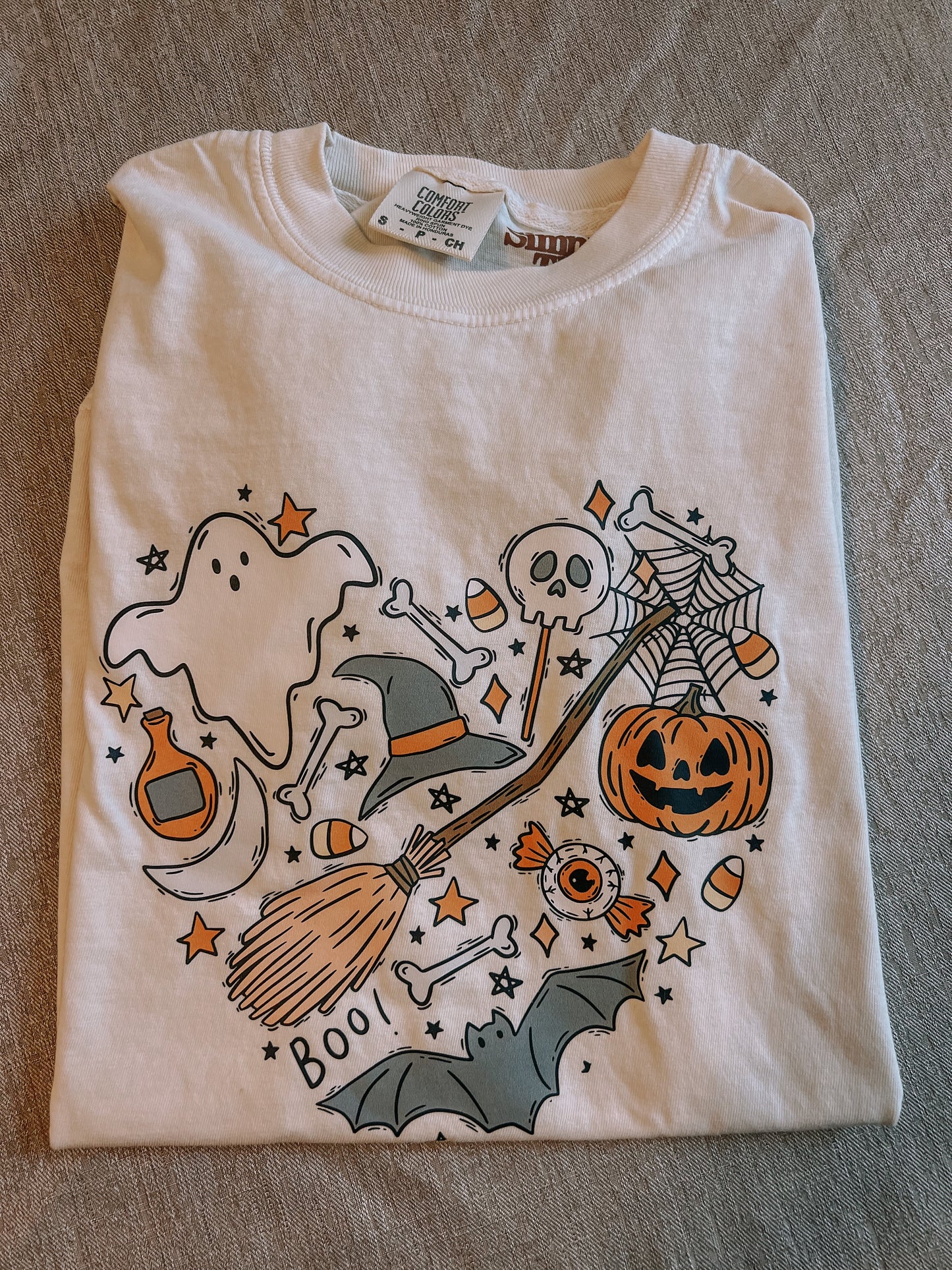 Halloween Love Short Sleeve Shirt